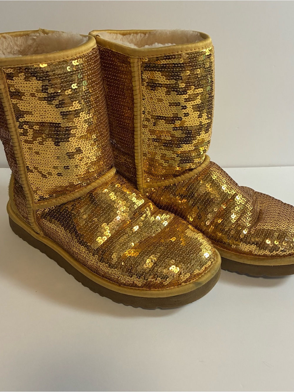 UGG Women’s Gold Sequin Classic Short Booties Size 9